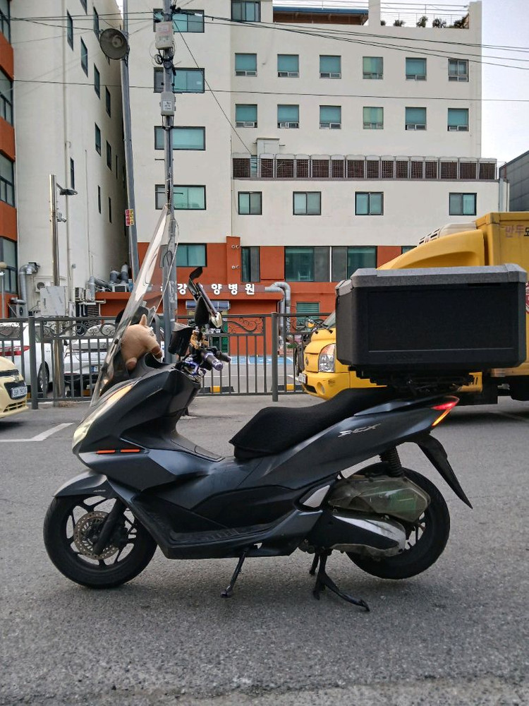 구변ok pcx125 21년식 6.2만Km 구동계올갈이 팝니다 이미지