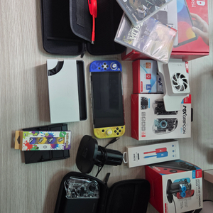 닌텐도스위치oled화이트독+쿨러+컨트롤러+미니독+게임칩+관련제품 일괄 이미지