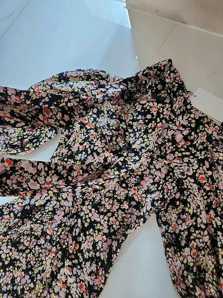 11만원짜리 새상품 Zara 자라 플라워 패턴 원피스 이미지