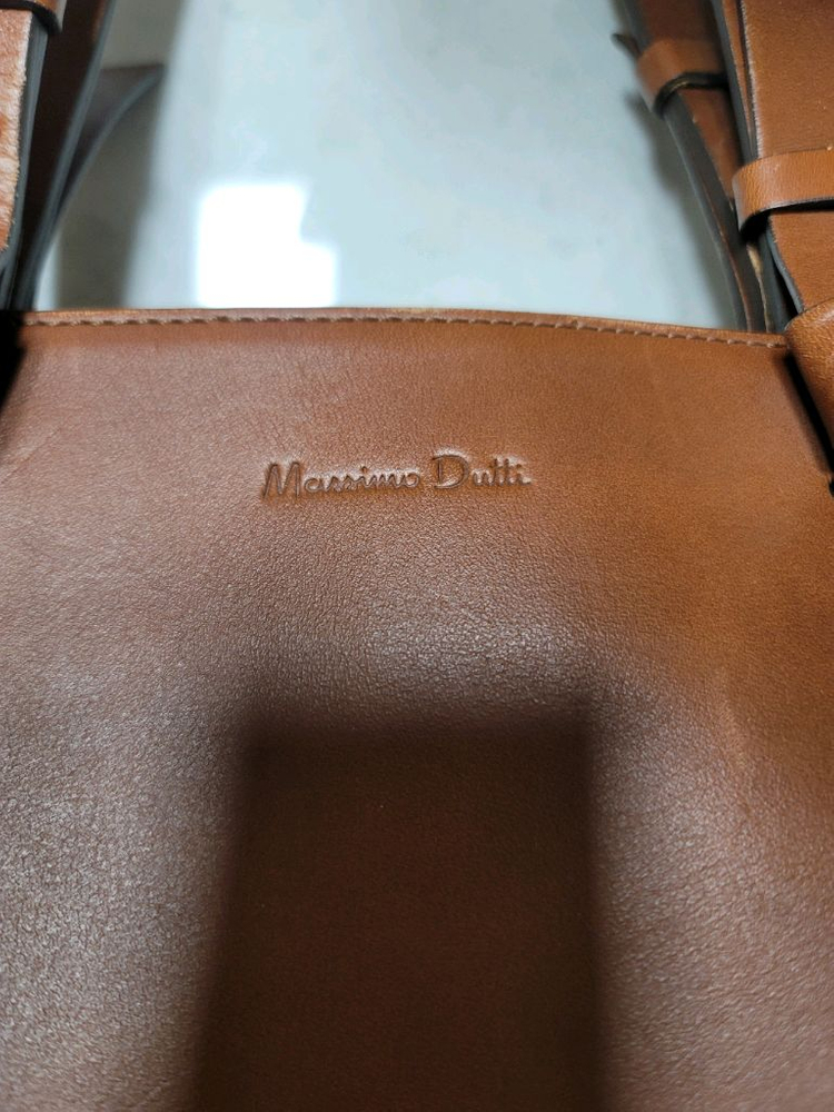 마시모두띠 브라운 통가죽 토트백 상태굿탄탄한 가죽의 숄더백 이미지