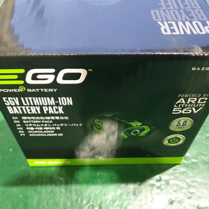 이고파워 56V 5Ah 배터리 미개봉 새제품 팝니다.BA2800T 이미지