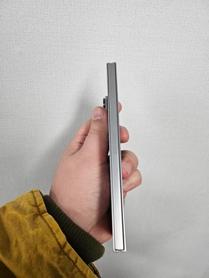 갤럭시z폴드7 256G 실버 이미지