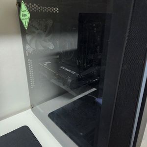 게이밍컴퓨터본체 팔아요 라이젠5600x rtx3070 이미지