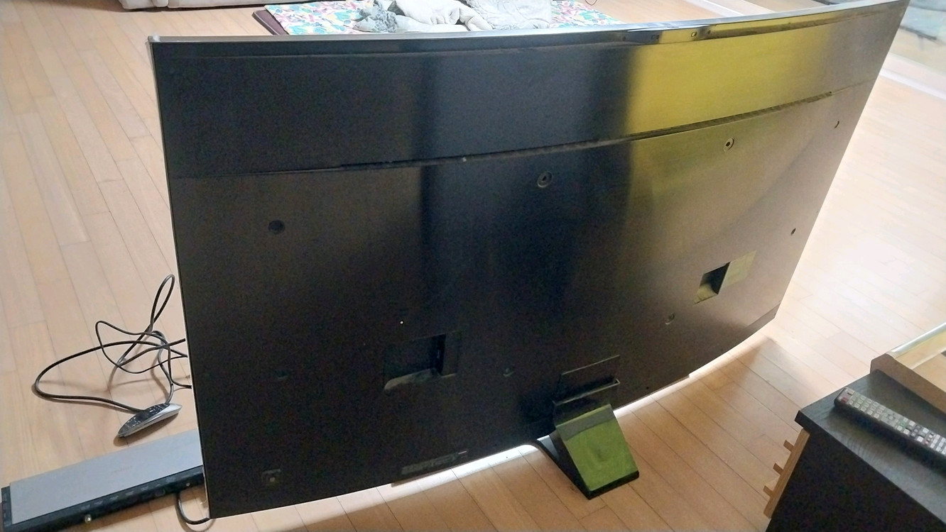 삼성65인치 uhd커브드tv..9000번대 프리미엄(부품용) 이미지