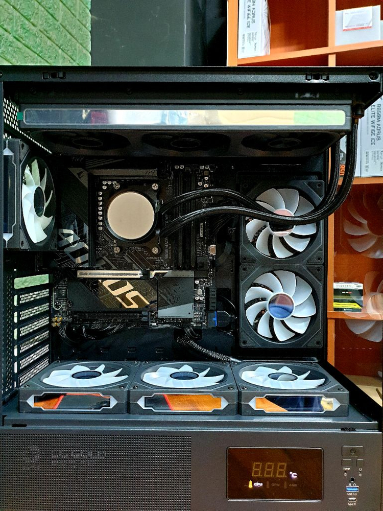 반본체 ) 9800X3D 미사용 게이밍 컴퓨터 pc 이미지