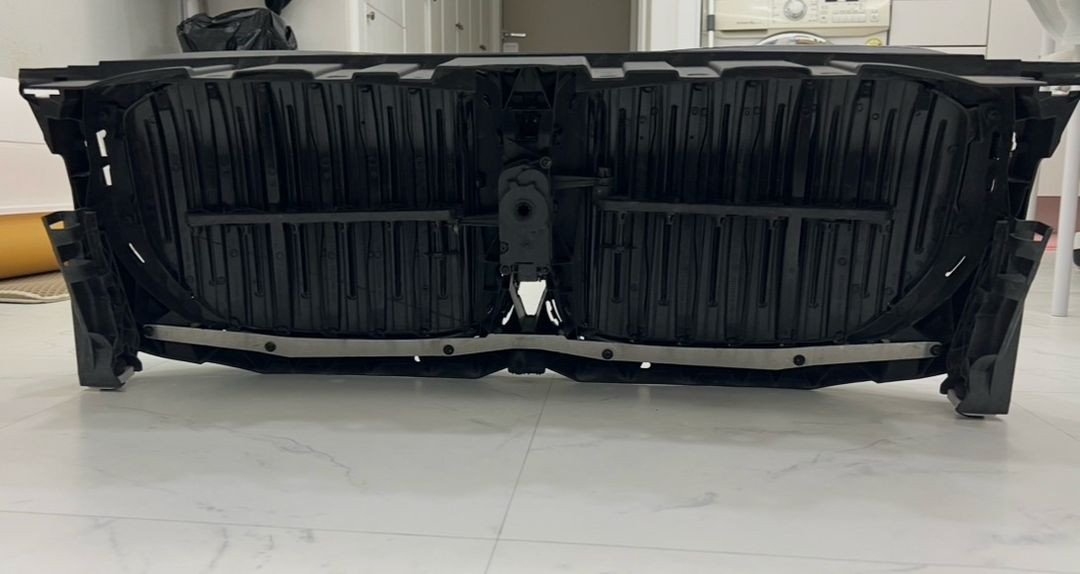 BMW X5 G05 그릴(통그릴)에어플랩 순정 중고 이미지