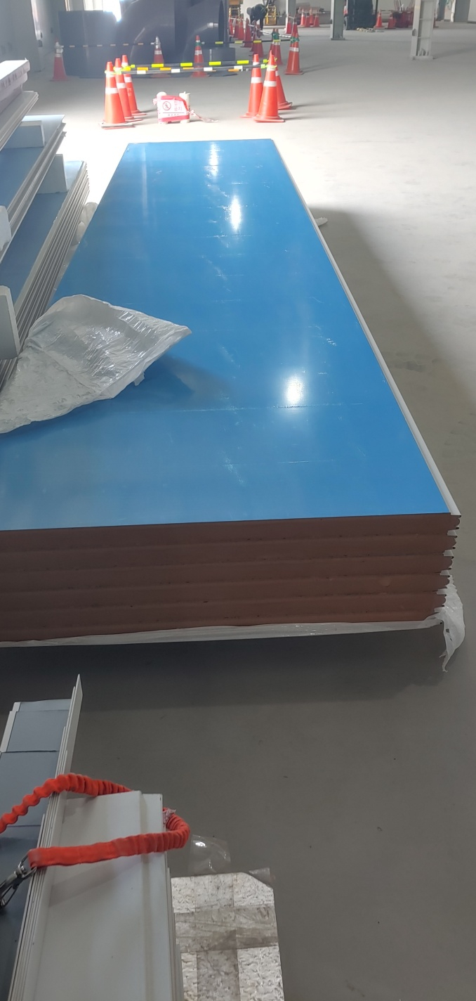 50T 우레탄판넬 판매합니다. 사이즈 4.150 4장 4.650 10장 4.450 2장 3.150 11장 이미지