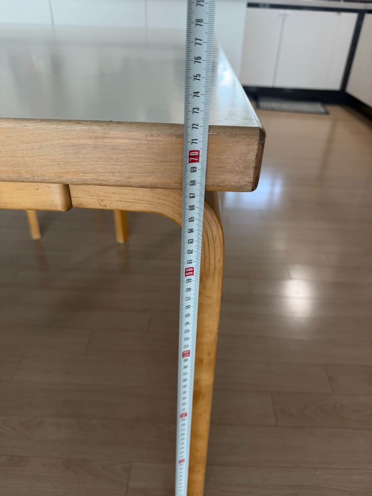 아르텍 84테이블 판매합니다. 이미지