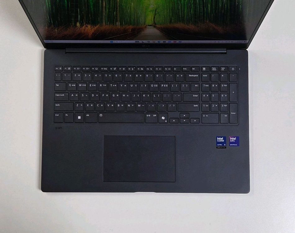 LG 그램 프로17 17Z90TP-GA5MK 노트북 판매 이미지
