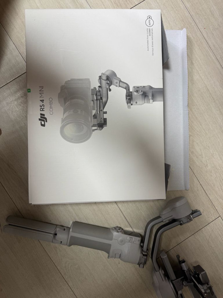 DJI RS4 mini 콤보 이미지