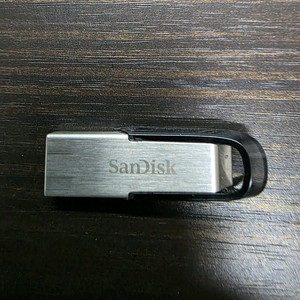 샌디스크 USB 512GB 메모리 팝니다 이미지