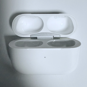 에어팟 프로 2 본체 8핀 이미지