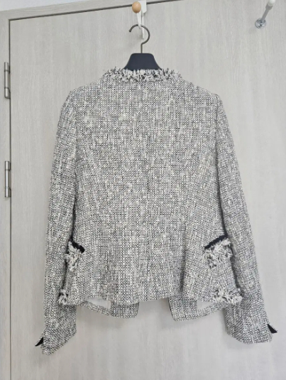 [정품] JJ지고트 세련된 블랙 배색 트위드 자켓 (55추천/하객룩) 이미지