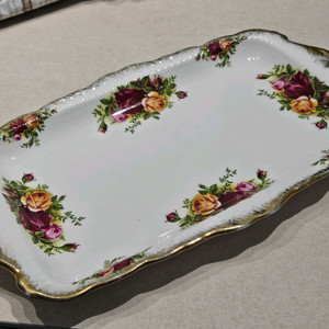 영국 수입 그릇, 로얄 알버트 황실장미 접시, 올드 컨트리 로즈 접시 이미지