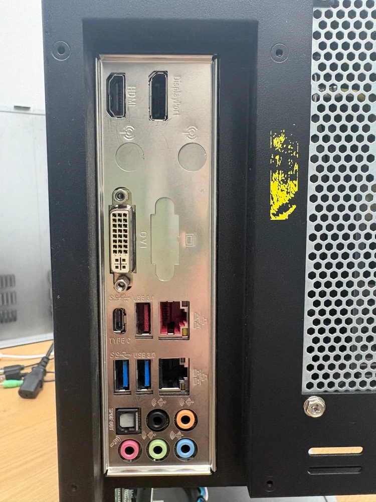 i7-8700 / 슈퍼마이크로 / 시소닉 / 핫스왑 워크스테이션 판매합니다 이미지