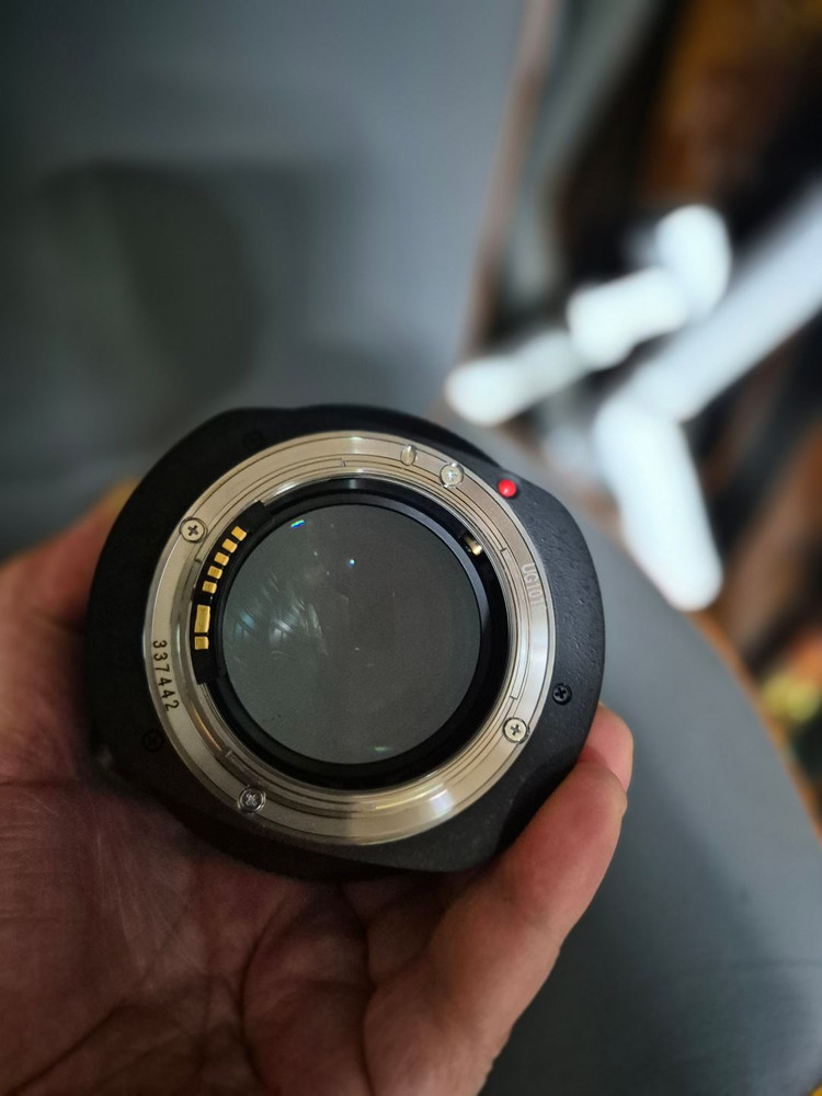 ef 마운트 85mm F1.2 단렌즈 이미지