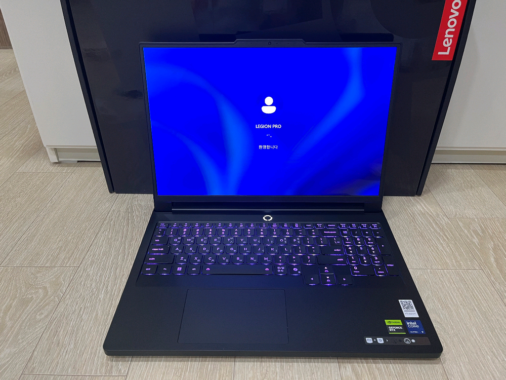 레노버 리전프로7i 5070TI 램32GB U9 275HX SSD1테라 게이밍노트북 이미지