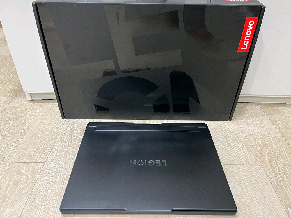 레노버 리전프로7i 5070TI 램32GB U9 275HX SSD1테라 게이밍노트북 이미지