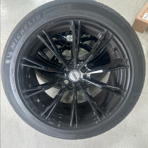 바조 에볼루션 18인치 휠 타이어세트 이미지