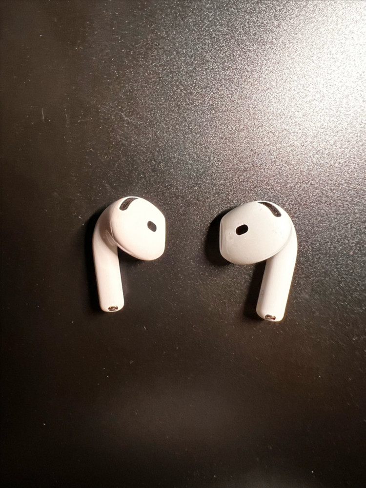 [새상품급] 에어팟4세대 c타입 ANC 노캔모델 풀박스 급처합니다! 이미지