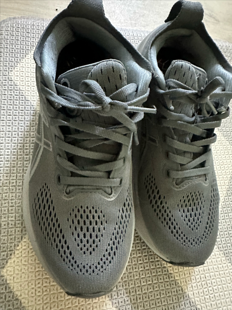 아식스 젤 카야노 31 250사이즈 그레이 이미지