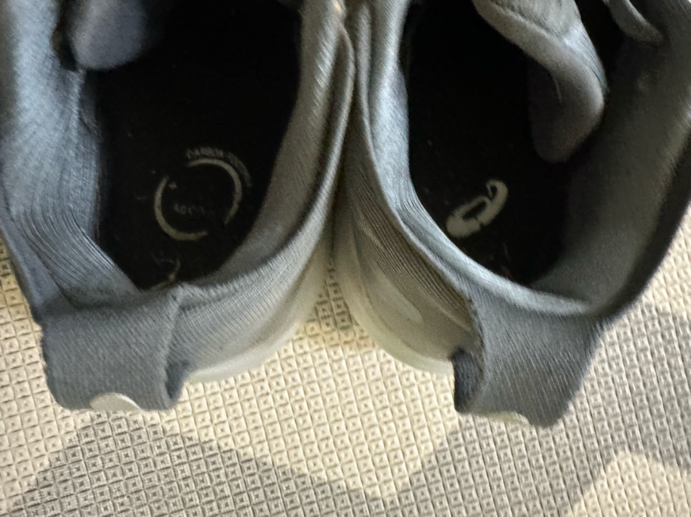 아식스 젤 카야노 31 250사이즈 그레이 이미지