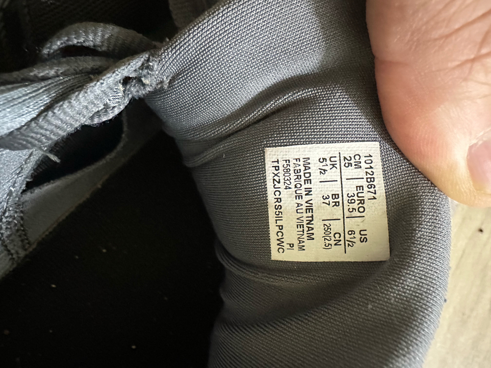 아식스 젤 카야노 31 250사이즈 그레이 이미지