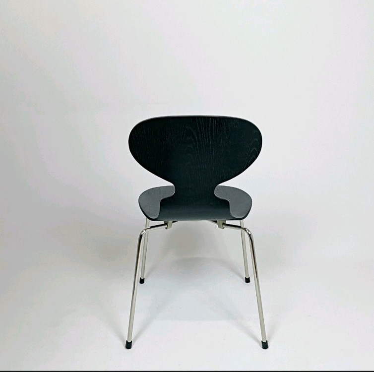 앤트체어 디자인 미드센츄리 식탁의자 이미지