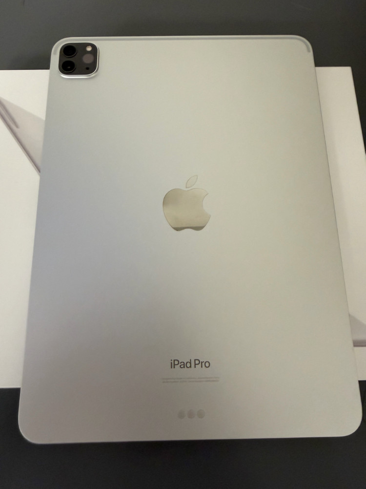 아이패드 프로 11인치 4세대 M2, 매직키보드, 애플펜슬 판매 이미지