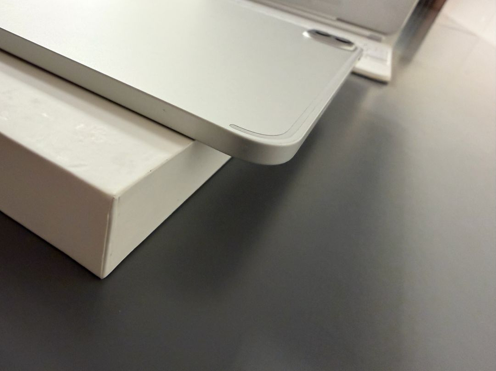 아이패드 프로 11인치 4세대 M2, 매직키보드, 애플펜슬 판매 이미지