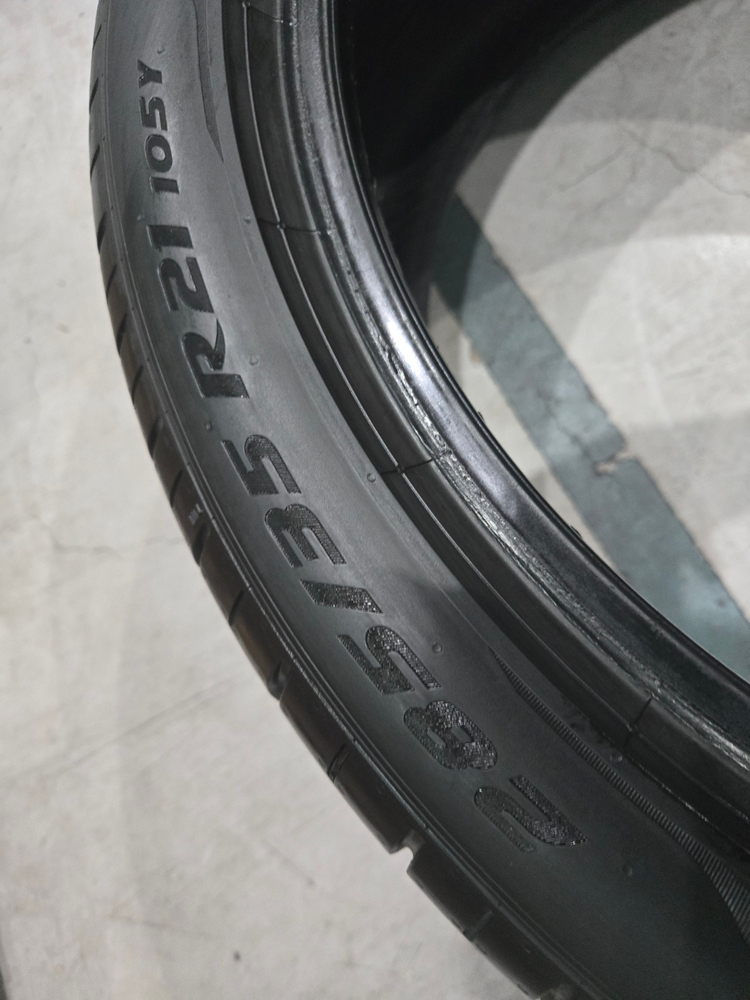 285 35 21 피렐리 피제로 중고타이어 2본 판매합니다 이미지