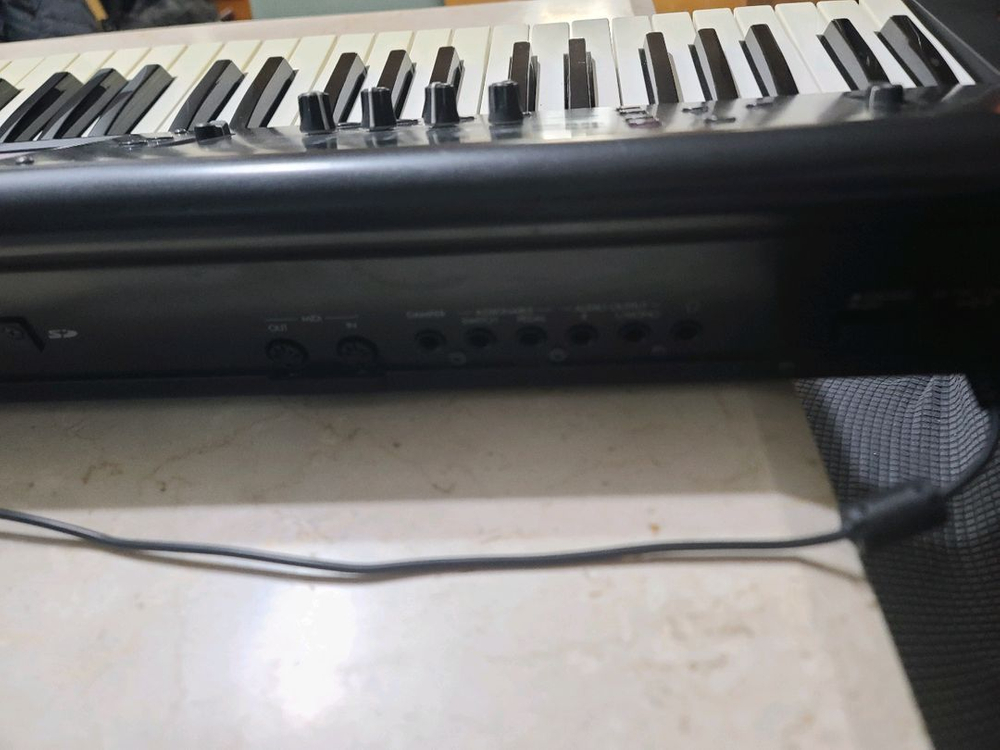 코르그 m50 신디사이저 73건반 이미지