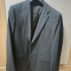 띠어리 뉴테일러 다크차콜 정장팝니다. 이미지