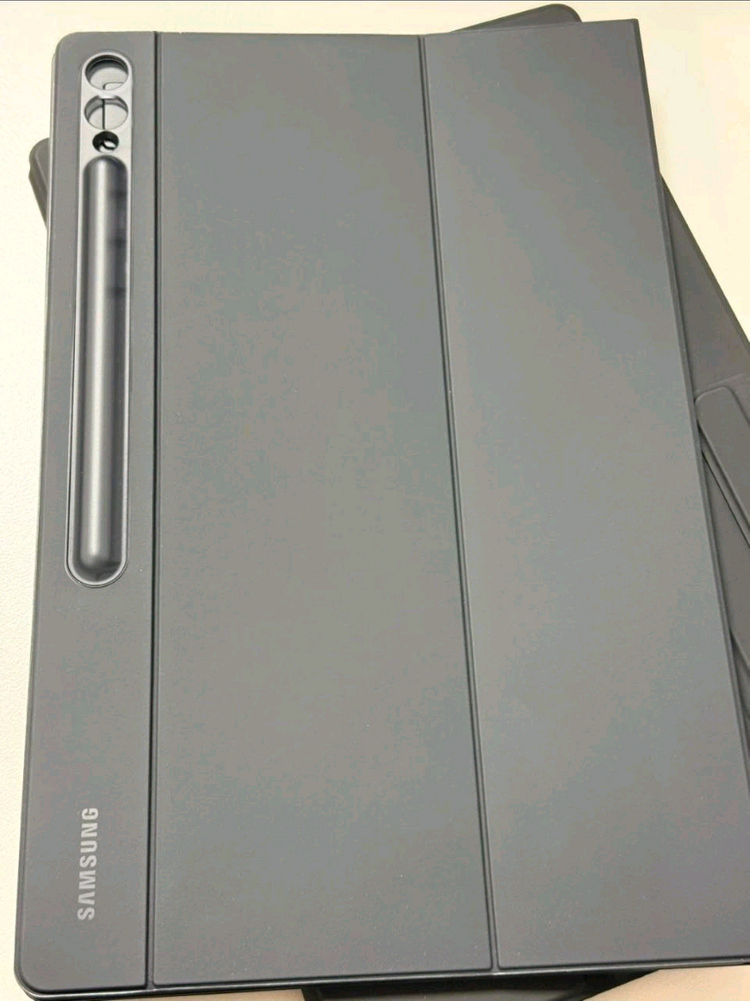 갤럭시탭 S9 울트라 wifi 512GB(+삼성 북커버 키보드케이스) 이미지