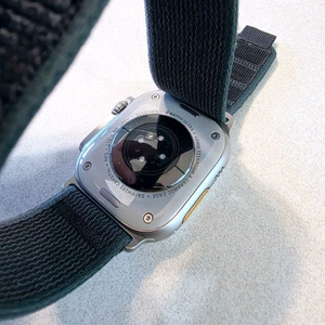 [풀박스] 애플워치 울트라2 49mm GPS+Cellular 티타늄 이미지