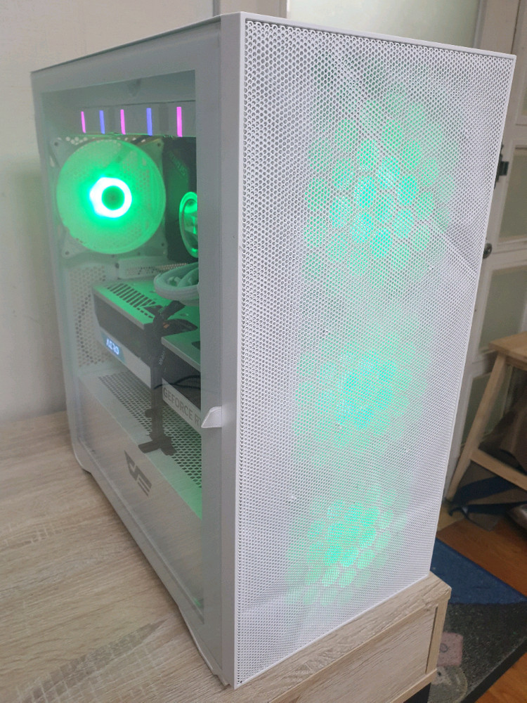 13900K 수냉 64G 2T RTX4080 SUPER 화이트 신품동일 하이엔드급 본체 이미지