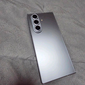 삼성갤럭시 Z폴드7 512GB 최상급 판매해요 이미지