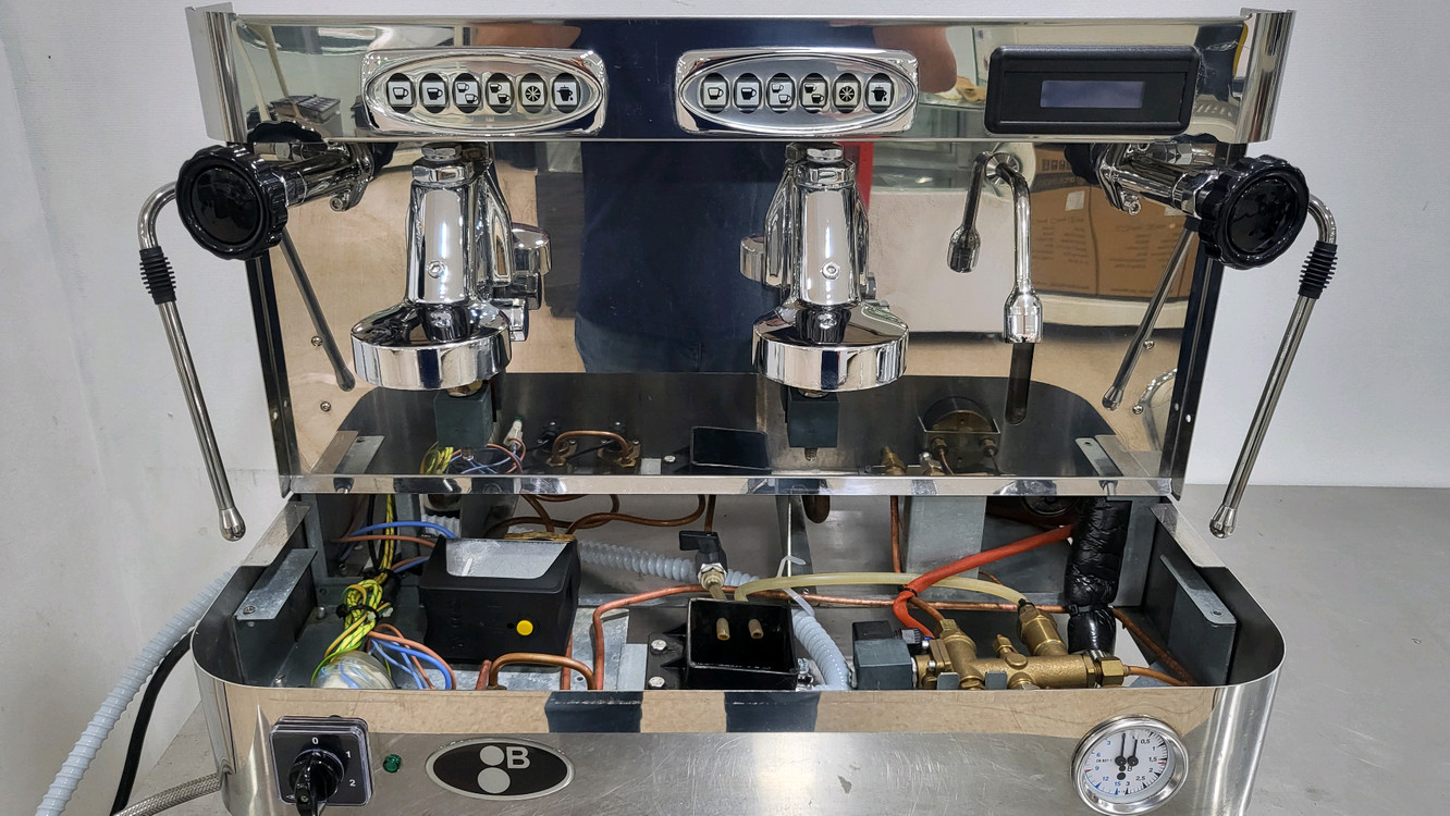 누오바 8B 피렌체 커피머신 시그마전자동그라인더 포함 이미지