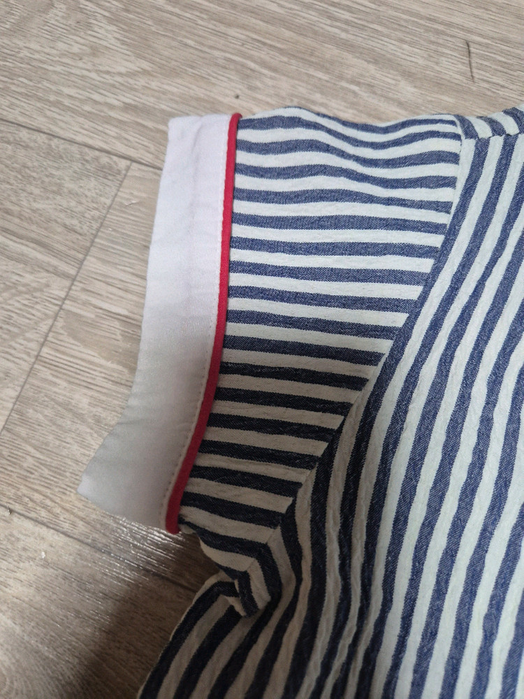 모이몰른 / 반팔 상하복세트 100 이미지