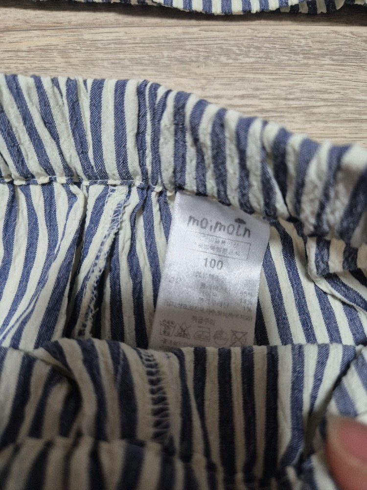 모이몰른 / 반팔 상하복세트 100 이미지