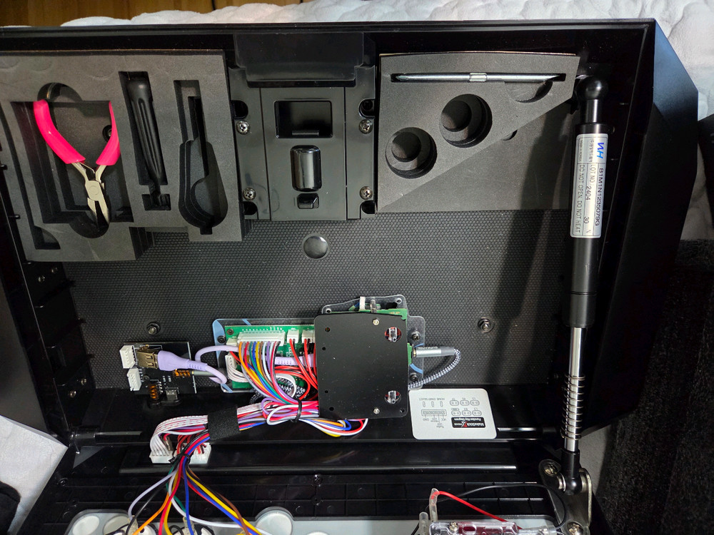 ps5 메이크스틱 프라임 판매합니다 무릎레버 이미지