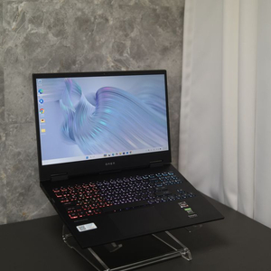 HP OMEN 15 게이밍 노트북 RTX3060 배터리100% 이미지