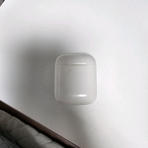 에어팟 2세대 이미지