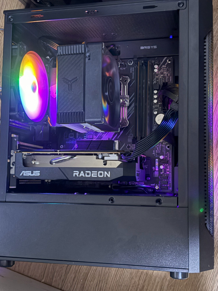 라이젠 5600 + RX7600 PC 완본체 판매 이미지