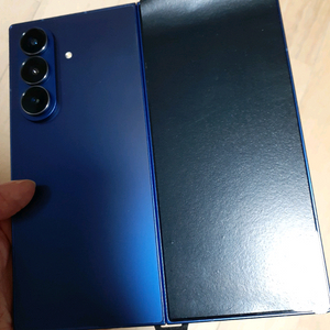 갤럭시Z폴드7 256G 개봉새것(자급제) 이미지