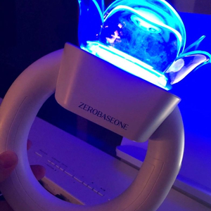 제로베이스원 응원봉 이미지