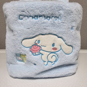산리오 시나모롤 털 토트백 새상품 이미지