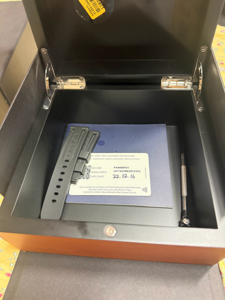 파네라이 루미노르 pam915 팝니다. 이미지