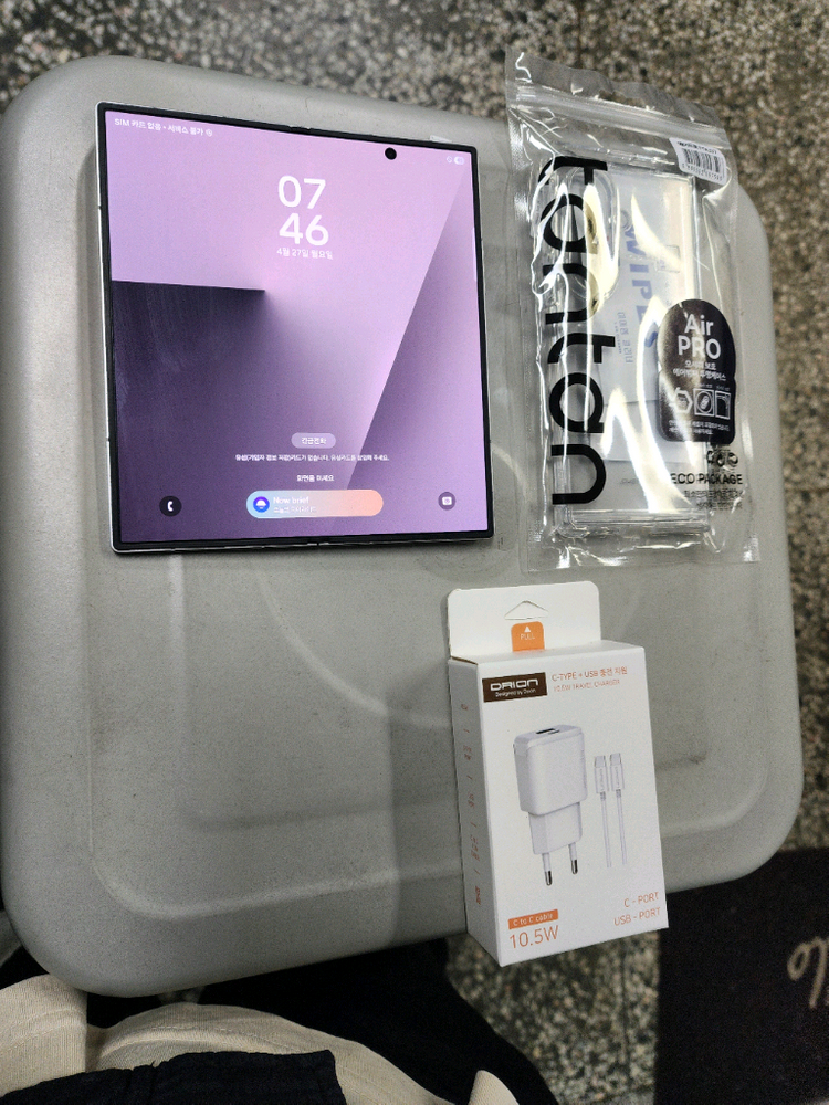 갤럭시Z폴드7 깨끗한A급(실사용5개월 불량없이 깔끔^^!) 이미지