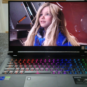 기가바이트 에어로 17 4K HDR i9 하이엔드 노트북/램32G,3080 이미지